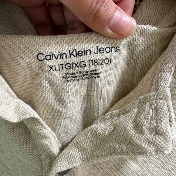Calvin Klein Polo T shirt Size-XL - Picture 5 of 7